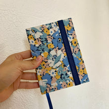 Cargar imagen en el visor de la galería, Cuaderno Florcitas