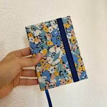Cargar imagen en el visor de la galería, Cuaderno Florcitas 5