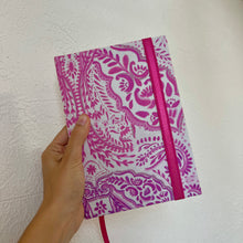 Cargar imagen en el visor de la galería, Cuaderno Arabescos Rosas