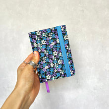 Cargar imagen en el visor de la galería, Cuaderno Florcitas 1