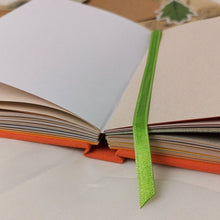 Cargar imagen en el visor de la galería, Cuaderno de experimentación creativa - NARANJA
