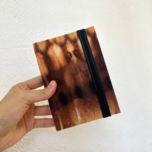Cargar imagen en el visor de la galería, Cuaderno Tierra
