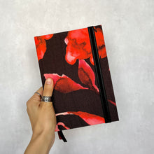 Cargar imagen en el visor de la galería, Cuaderno Negro y rojo
