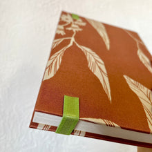 Cargar imagen en el visor de la galería, Agenda 2026 - Hojas
